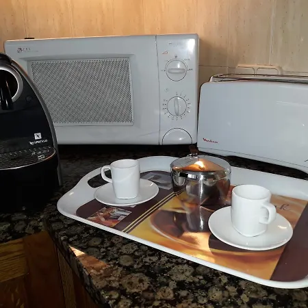 Apartamento Playa Fenals-tulipan 1 아파트 료렛 드 마르